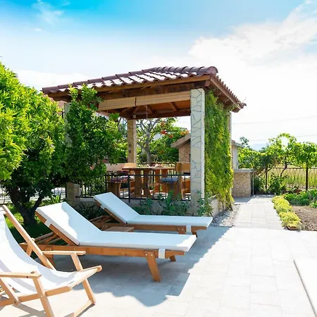 Villa Apartments Duje Kastela Exterior photo