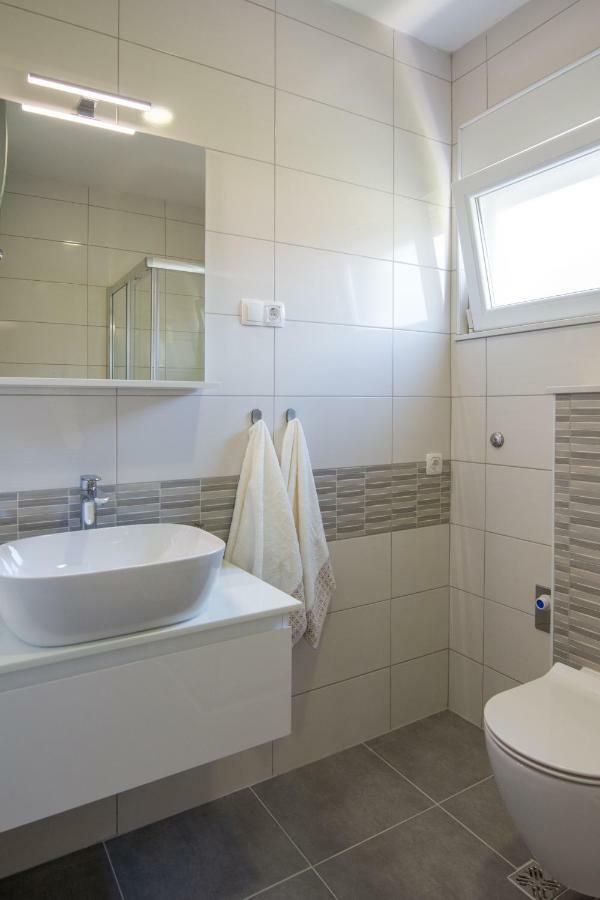 Duje Apartment