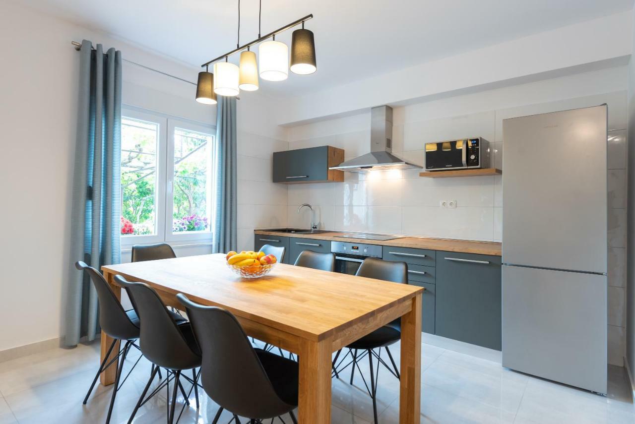 Duje Apartman