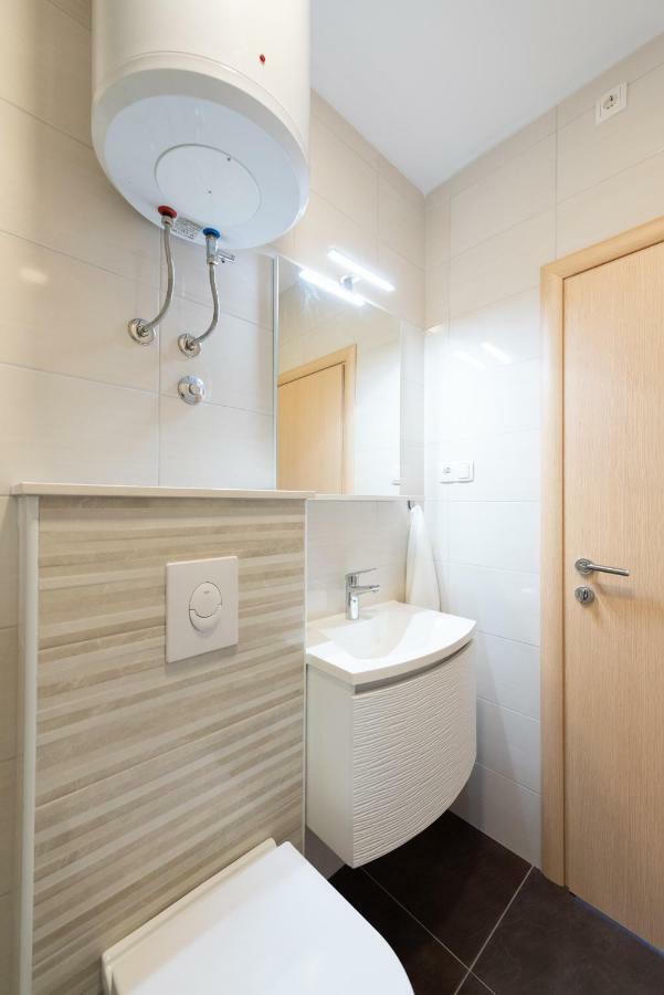 Duje Apartman